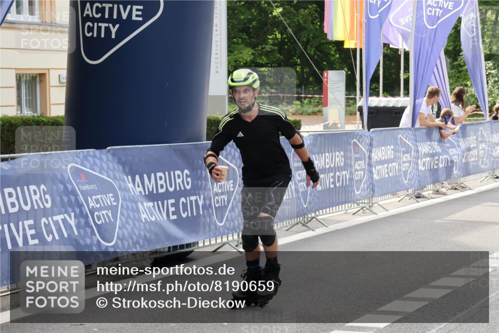29.06.2025 - hella hamburg halbmarathon Strokosch-Dieckow http://msf.ph/oto/8190659 29.06.2025 09:31:29 Ziel 20038, 20060, 20062, 20236, 20260, 20363 meine-sportfotos.de