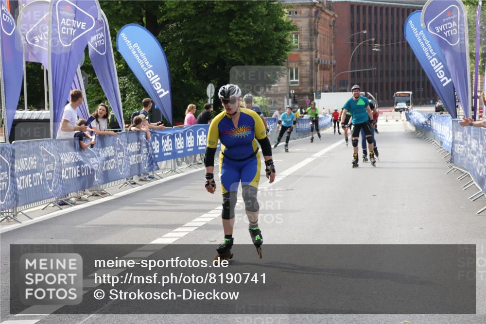 29.06.2025 - hella hamburg halbmarathon Strokosch-Dieckow http://msf.ph/oto/8190741 29.06.2025 09:31:34 Ziel 20021, 20038, 20060, 20062, 20183, 20260, 20363 meine-sportfotos.de