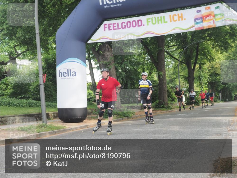 29.06.2025 - hella hamburg halbmarathon KatJ http://msf.ph/oto/8190796 29.06.2025 09:26:29 Zwischen KM18-KM19  meine-sportfotos.de
