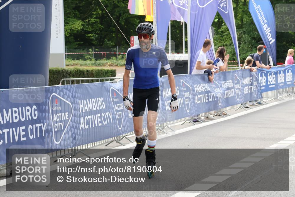 29.06.2025 - hella hamburg halbmarathon Strokosch-Dieckow http://msf.ph/oto/8190804 29.06.2025 09:31:37 Ziel 20021, 20038, 20060, 20062, 20183, 20260, 20363 meine-sportfotos.de