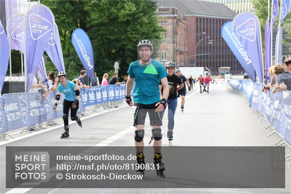 29.06.2025 - hella hamburg halbmarathon Strokosch-Dieckow http://msf.ph/oto/8190831 29.06.2025 09:31:39 Ziel 20008, 20021, 20029, 20060, 20062, 20183, 20260, 20363 meine-sportfotos.de