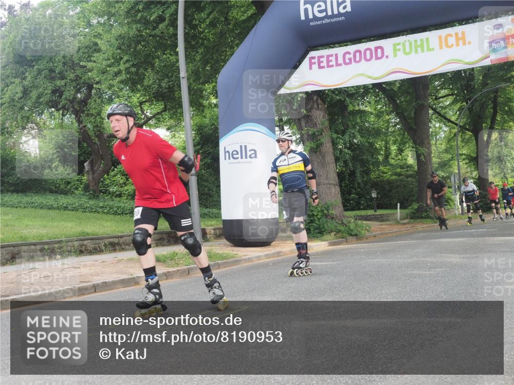 29.06.2025 - hella hamburg halbmarathon KatJ http://msf.ph/oto/8190953 29.06.2025 09:26:30 Zwischen KM18-KM19  meine-sportfotos.de