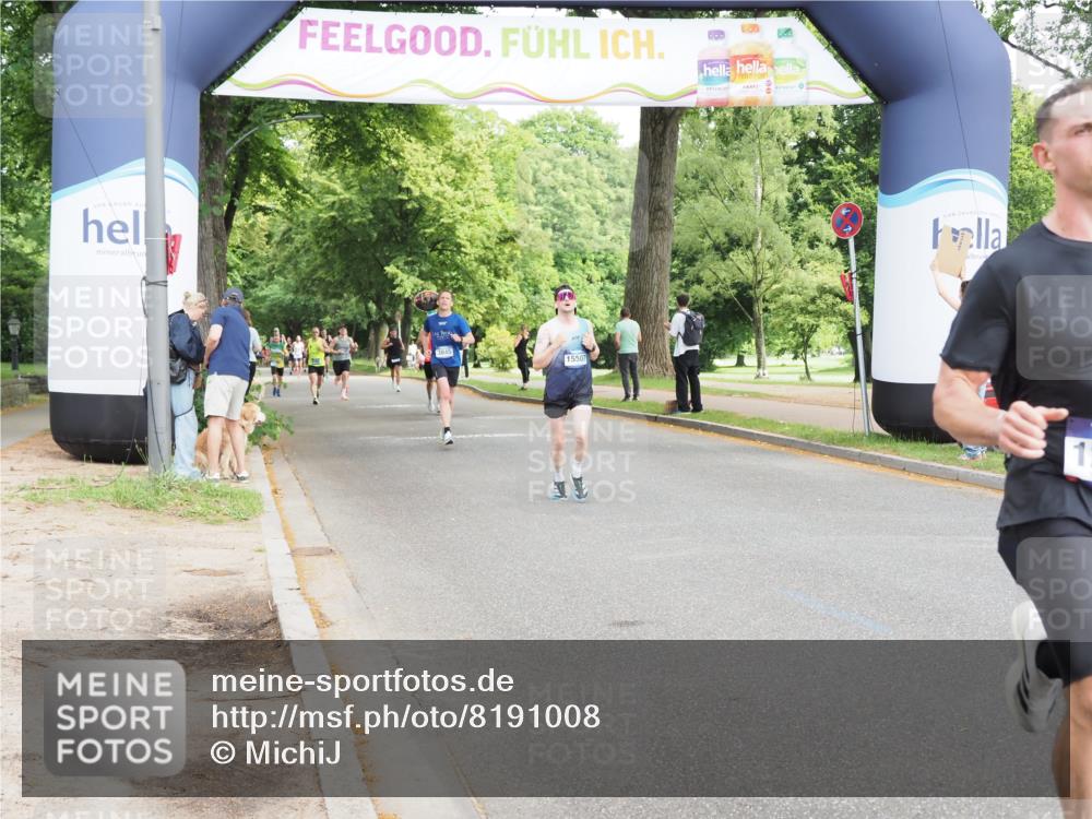 29.06.2025 - hella hamburg halbmarathon MichiJ http://msf.ph/oto/8191008 29.06.2025 10:19:43 Zwischen KM18-KM19 7186, 9571, 12234, 12308, 15507, 16736, 17197 meine-sportfotos.de