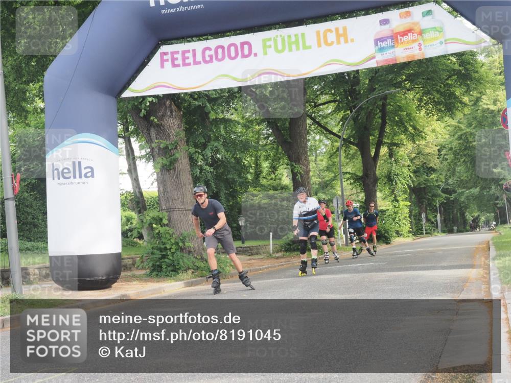 29.06.2025 - hella hamburg halbmarathon KatJ http://msf.ph/oto/8191045 29.06.2025 09:26:32 Zwischen KM18-KM19  meine-sportfotos.de