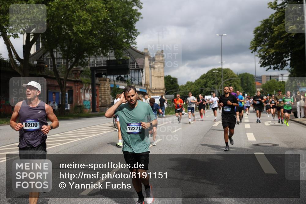 29.06.2025 - hella hamburg halbmarathon Yannick Fuchs http://msf.ph/oto/8191151 29.06.2025 10:43:57 20KM 2516, 2788, 2878, 3414, 3543, 3562, 3692, 4247, 5447, 5978, 6115, 6125, 6282, 7100, 7332, 7657, 8437, 8454, 8576, 8689, 8813, 8921, 9200, 9491, 9551, 9597, 9723, 9965, 10189, 10480, 11339, 11975, 12035, 12203, 12271, 12733, 13159, 13225, 13463, 13690, 13976, 14562, 14794, 14838, 15519, 15620, 15966, 16403, 16653, 16738, 16843, 16877, 16891, 17001, 17282, 17753, 17908, 18350, 18926, 18960, 19109 meine-sportfotos.de