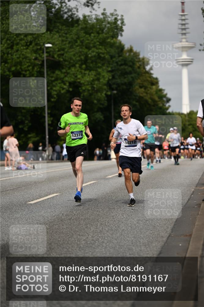 29.06.2025 - hella hamburg halbmarathon Dr. Thomas Lammeyer http://msf.ph/oto/8191167 29.06.2025 10:11:05 Kennedybrücke 1245, 4502, 6314, 6572, 6664, 9560, 10212, 10297, 11394 meine-sportfotos.de