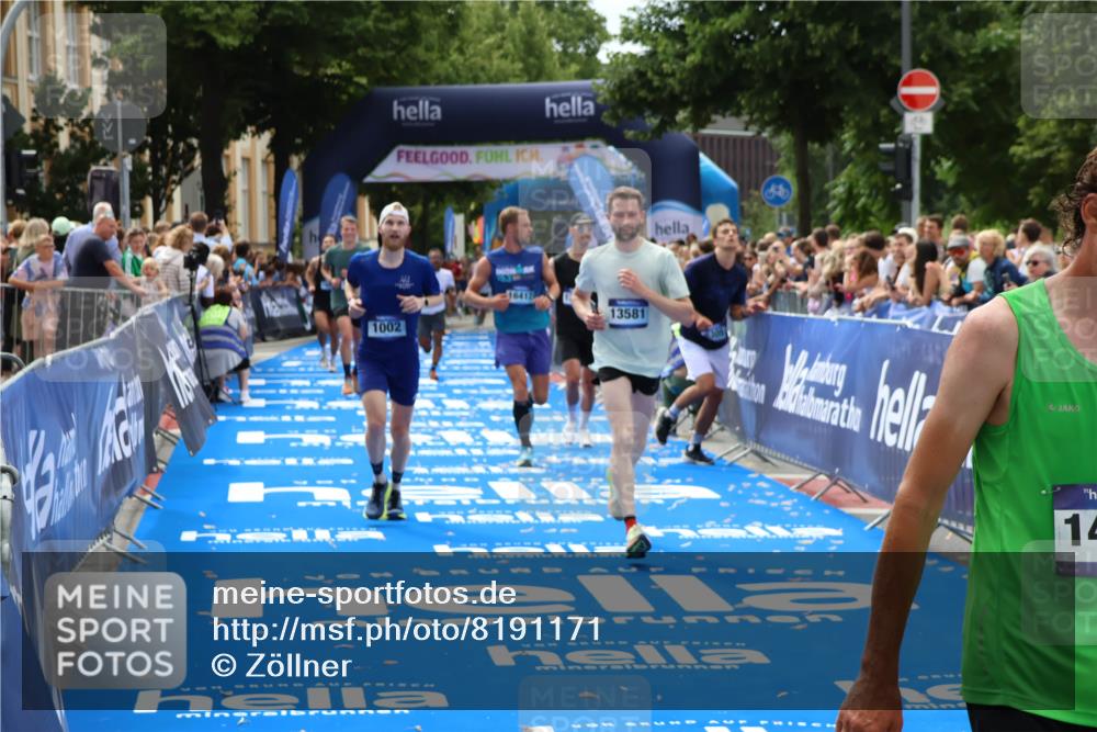29.06.2025 - hella hamburg halbmarathon Zöllner http://msf.ph/oto/8191171 29.06.2025 10:34:27 Ziel 1002, 5550, 6305, 9686, 16417, 18099 meine-sportfotos.de