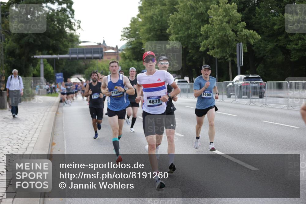 29.06.2025 - hella hamburg halbmarathon Jannik Wohlers http://msf.ph/oto/8191260 29.06.2025 09:45:10 Lombardsbrücke 57, 1707, 1990, 2689, 3043, 4050, 4129, 4679, 4698, 4749, 5070, 5328, 5746, 5826, 6358, 7272, 7389, 7481, 7651, 7723, 8190, 8209, 8883, 9137, 9571, 9634, 10017, 10171, 10876, 11120, 11413, 11857, 12234, 12308, 12691, 12988, 13066, 13618, 14028, 14395, 14466, 14784, 15621, 15826, 15887, 16712, 17151, 17191, 17197, 17802, 18099, 18102, 18177, 18692, 19194, 19202, 19203, 19204 meine-sportfotos.de