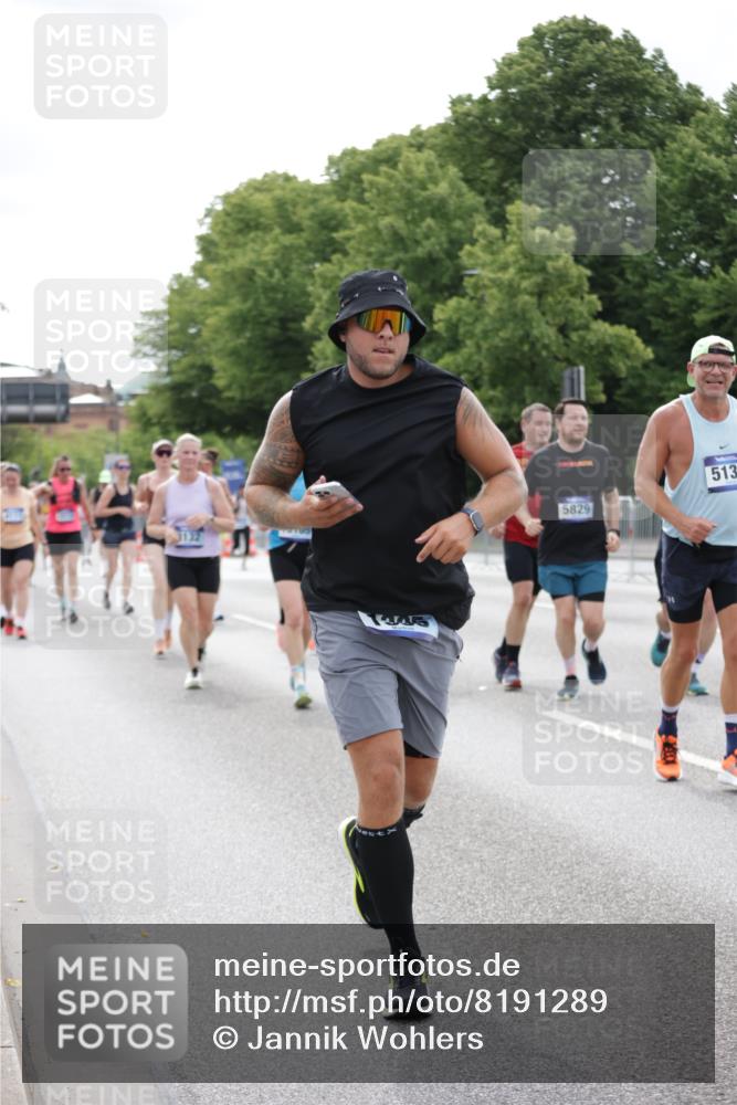 29.06.2025 - hella hamburg halbmarathon Jannik Wohlers http://msf.ph/oto/8191289 29.06.2025 10:24:12 Lombardsbrücke 1064, 1352, 1395, 2280, 2944, 3053, 3099, 3113, 3132, 3421, 3786, 4111, 4221, 4464, 5138, 5829, 5830, 6261, 6570, 7975, 10907, 11651, 11816, 11817, 12070, 12303, 13111, 13113, 13380, 13573, 13638, 14143, 15796, 15975, 18105, 19080 meine-sportfotos.de