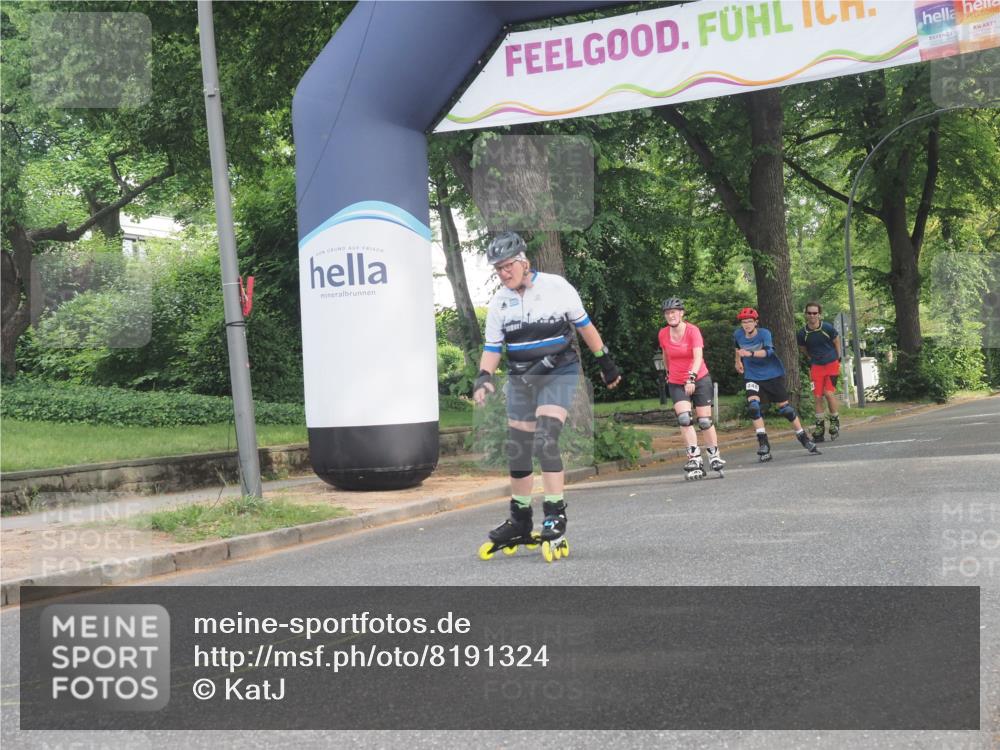 29.06.2025 - hella hamburg halbmarathon KatJ http://msf.ph/oto/8191324 29.06.2025 09:26:33 Zwischen KM18-KM19  meine-sportfotos.de