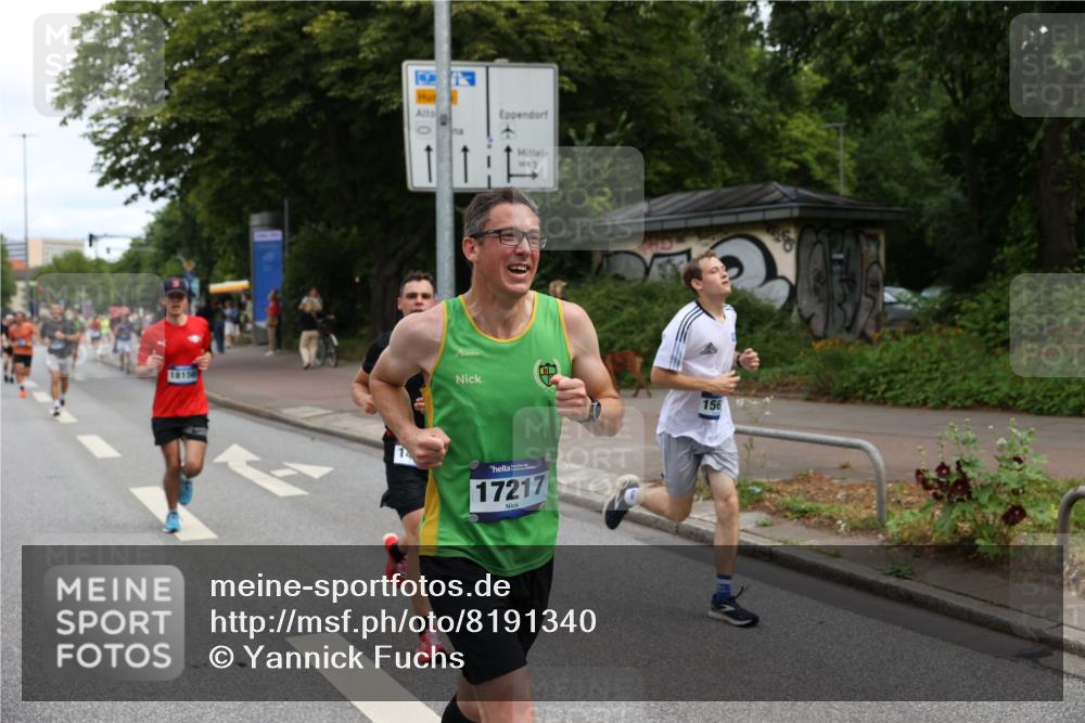 29.06.2025 - hella hamburg halbmarathon Yannick Fuchs http://msf.ph/oto/8191340 29.06.2025 10:31:10 20KM 1571, 2121, 2399, 2774, 3809, 3959, 6915, 6993, 7831, 9313, 10404, 10852, 11120, 11304, 11620, 12051, 12168, 12916, 13991, 14075, 14601, 14622, 15348, 15621, 16158, 17078, 17217, 18156, 18600 meine-sportfotos.de
