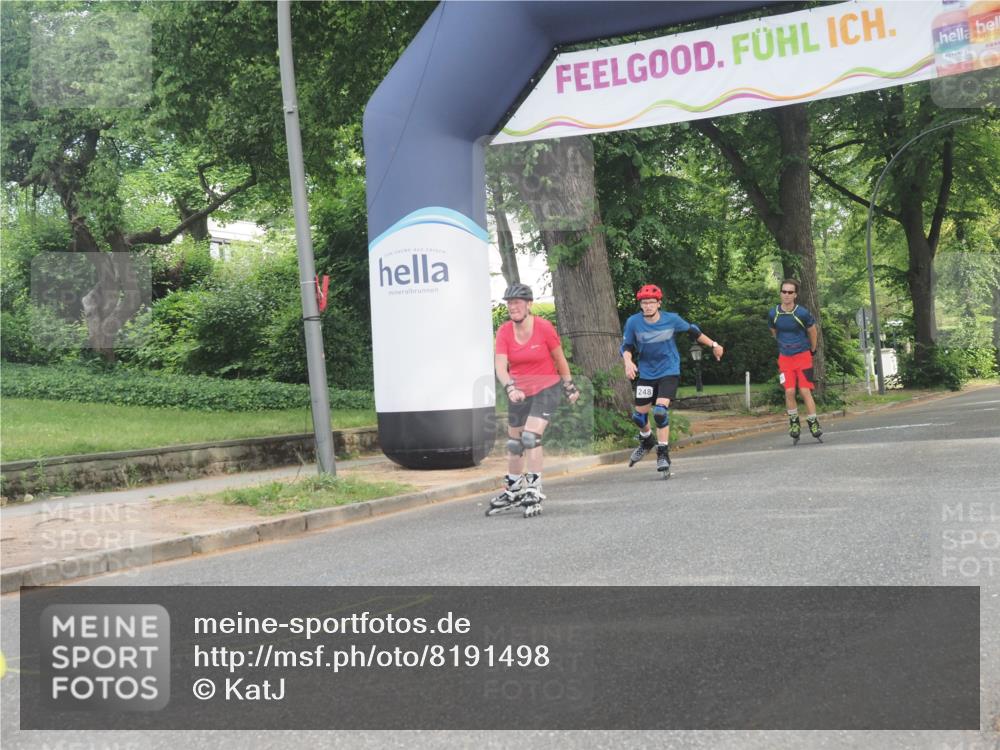 29.06.2025 - hella hamburg halbmarathon KatJ http://msf.ph/oto/8191498 29.06.2025 09:26:34 Zwischen KM18-KM19  meine-sportfotos.de