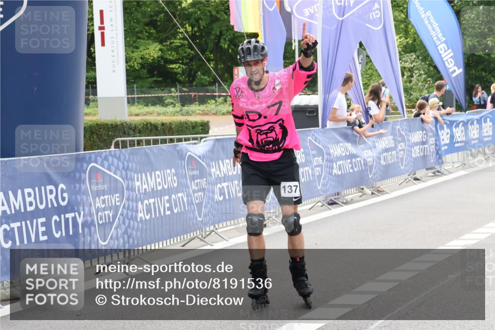 29.06.2025 - hella hamburg halbmarathon Strokosch-Dieckow http://msf.ph/oto/8191536 29.06.2025 09:32:58 Ziel 20137 meine-sportfotos.de