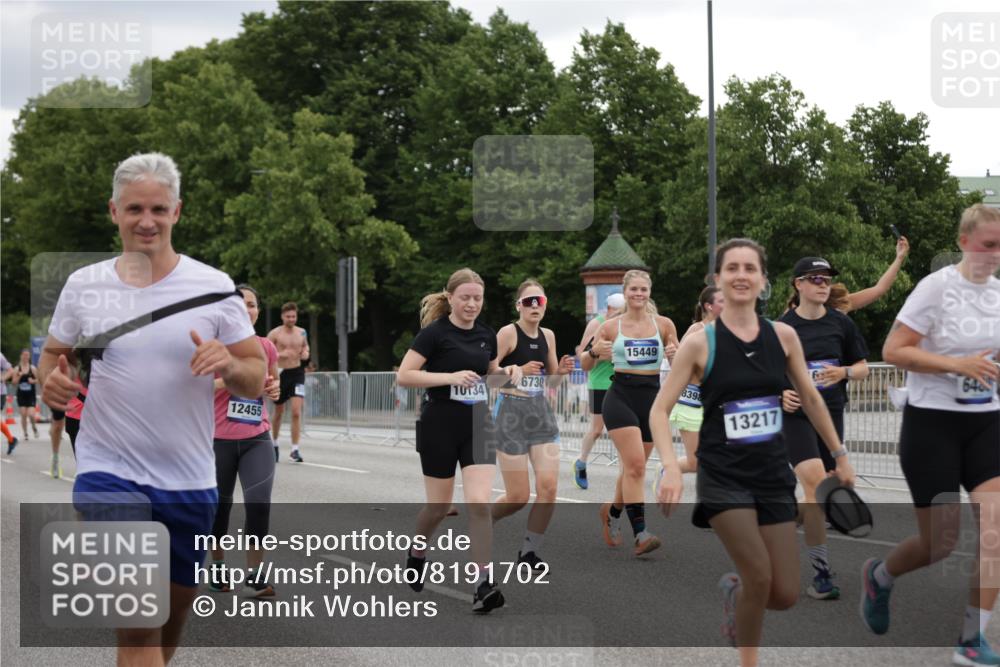 29.06.2025 - hella hamburg halbmarathon Jannik Wohlers http://msf.ph/oto/8191702 29.06.2025 11:13:15 Lombardsbrücke 2093, 2847, 3317, 3561, 4780, 4987, 5591, 5592, 6006, 6480, 6505, 6730, 7343, 8179, 8396, 8630, 8736, 8737, 8951, 8961, 9421, 10134, 10137, 10588, 10909, 11096, 11215, 11964, 12455, 12804, 12805, 12863, 13217, 13325, 13337, 13696, 13763, 14190, 14220, 14254, 14444, 14768, 14781, 14817, 14984, 15449, 15485, 15522, 16207, 16694, 18398, 18783 meine-sportfotos.de