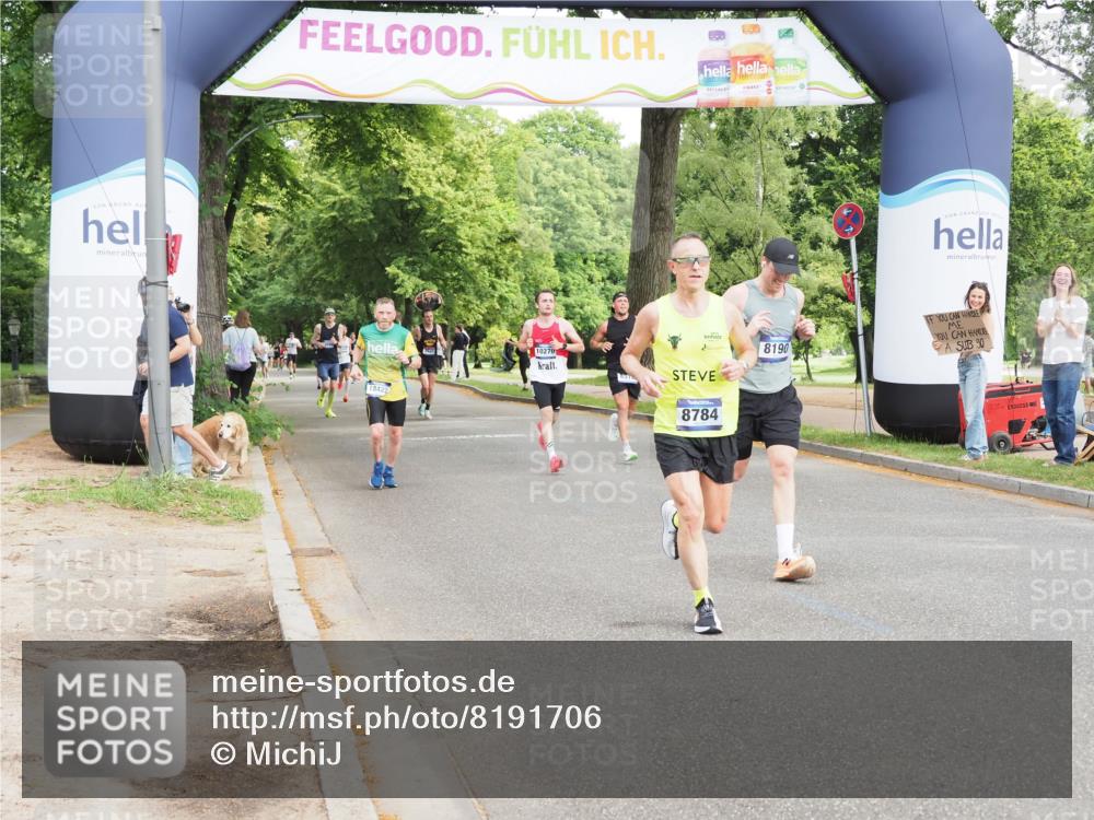 29.06.2025 - hella hamburg halbmarathon MichiJ http://msf.ph/oto/8191706 29.06.2025 10:19:50 Zwischen KM18-KM19 3845, 8190, 8784, 9634, 10270, 15507, 18422 meine-sportfotos.de