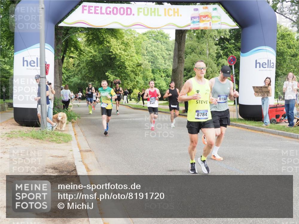 29.06.2025 - hella hamburg halbmarathon MichiJ http://msf.ph/oto/8191720 29.06.2025 10:19:50 Zwischen KM18-KM19 3845, 8190, 8784, 9634, 10270, 15507, 18422 meine-sportfotos.de