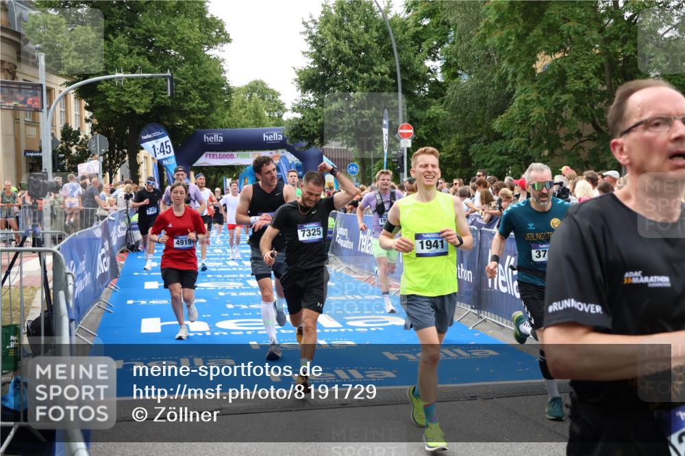 29.06.2025 - hella hamburg halbmarathon Zöllner http://msf.ph/oto/8191729 29.06.2025 10:44:55 Ziel 1941, 2098, 2890, 3004, 3098, 3785, 4425, 4915, 7056, 7167, 7325, 9030, 9720, 12161, 16834, 17382, 17406, 18631, 19207, 19210 meine-sportfotos.de