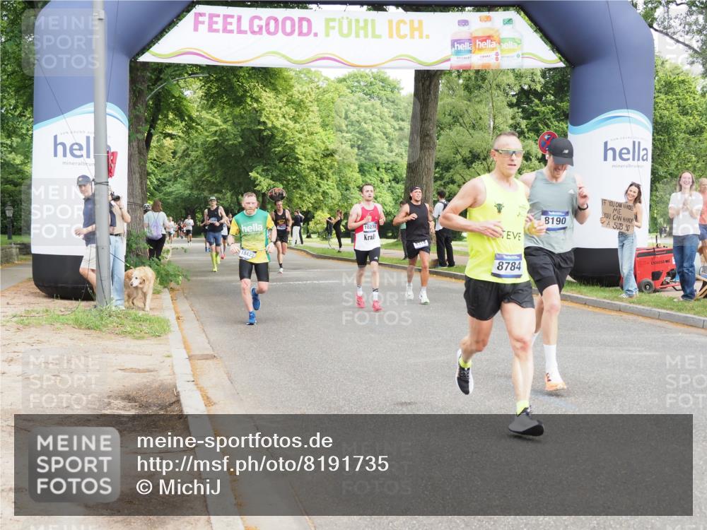 29.06.2025 - hella hamburg halbmarathon MichiJ http://msf.ph/oto/8191735 29.06.2025 10:19:51 Zwischen KM18-KM19 3845, 8190, 8318, 8784, 9634, 10270, 15507, 18422 meine-sportfotos.de