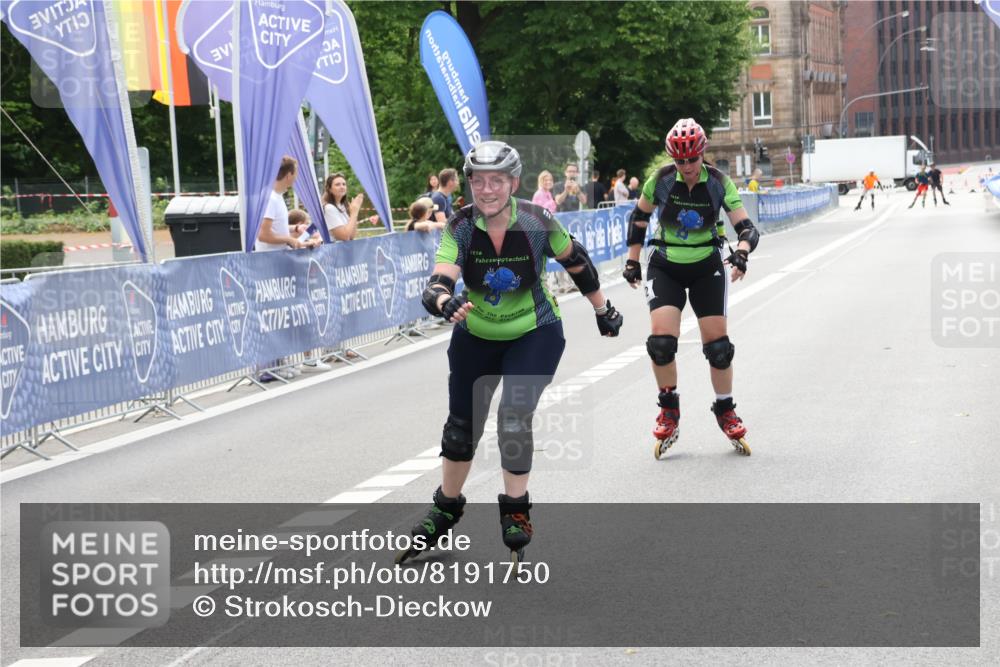 29.06.2025 - hella hamburg halbmarathon Strokosch-Dieckow http://msf.ph/oto/8191750 29.06.2025 09:33:19 Ziel 20035, 20042 meine-sportfotos.de