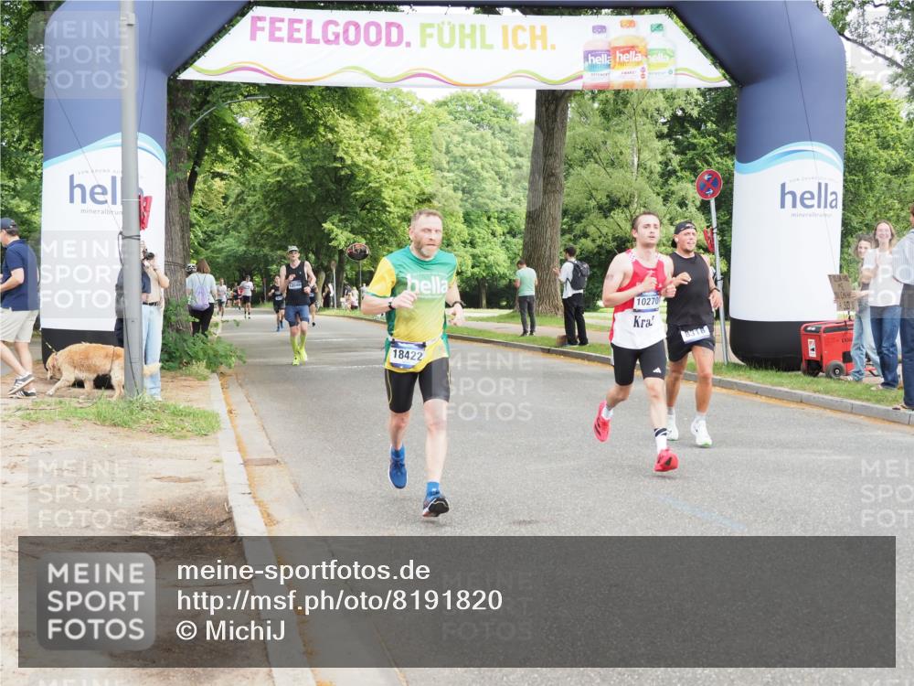 29.06.2025 - hella hamburg halbmarathon MichiJ http://msf.ph/oto/8191820 29.06.2025 10:19:52 Zwischen KM18-KM19 3845, 8190, 8318, 8784, 9634, 10270, 18422 meine-sportfotos.de