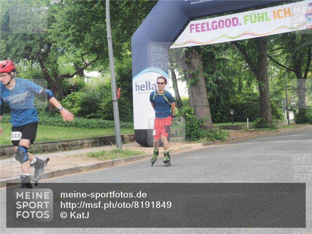29.06.2025 - hella hamburg halbmarathon KatJ http://msf.ph/oto/8191849 29.06.2025 09:26:36 Zwischen KM18-KM19  meine-sportfotos.de