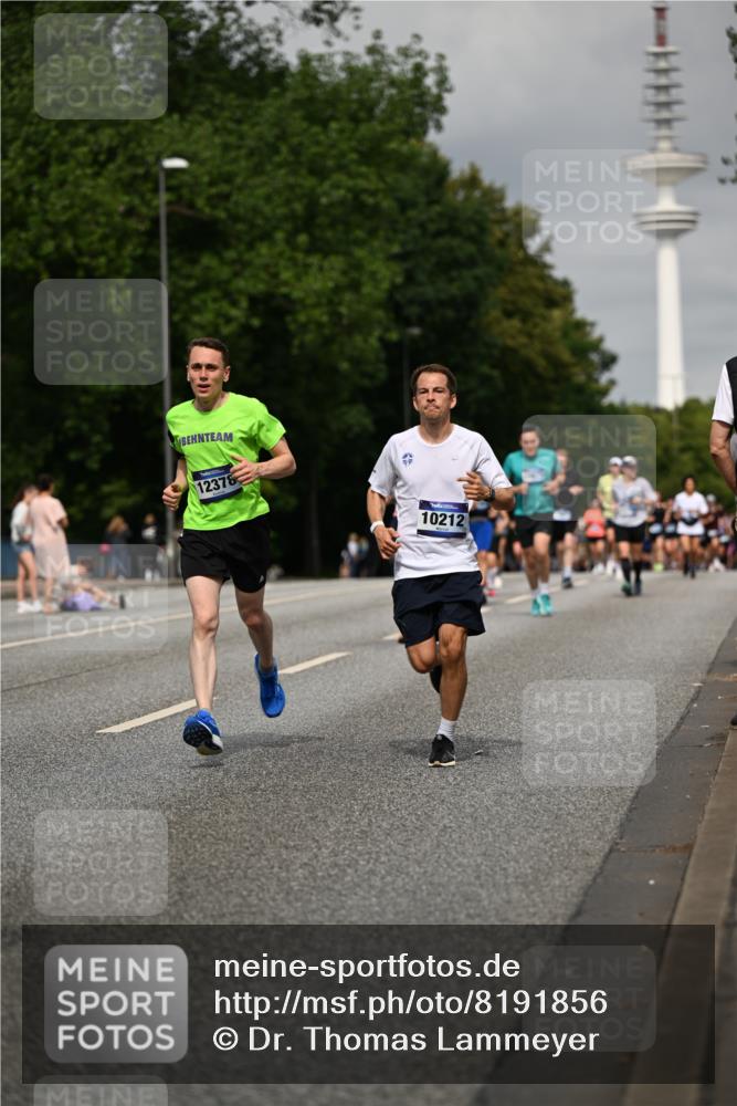 29.06.2025 - hella hamburg halbmarathon Dr. Thomas Lammeyer http://msf.ph/oto/8191856 29.06.2025 10:11:05 Kennedybrücke 1245, 4502, 6314, 6572, 6664, 9560, 10212, 10297, 11394 meine-sportfotos.de