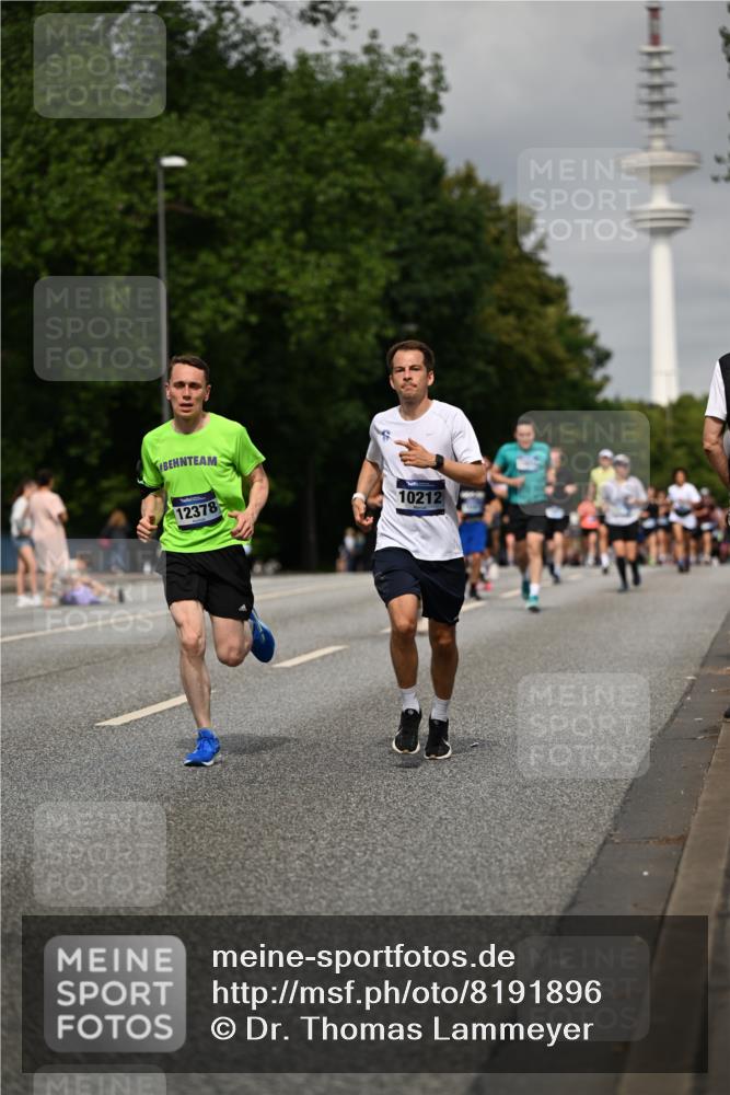 29.06.2025 - hella hamburg halbmarathon Dr. Thomas Lammeyer http://msf.ph/oto/8191896 29.06.2025 10:11:06 Kennedybrücke 1245, 4502, 5287, 5807, 6314, 6572, 6664, 9560, 10212, 10297, 11394 meine-sportfotos.de