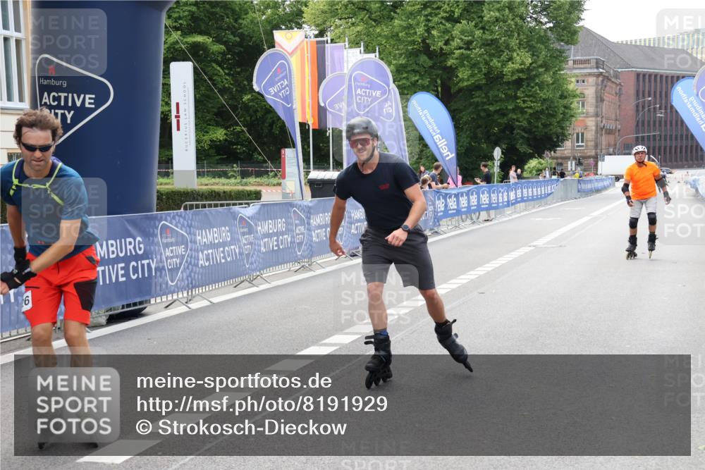 29.06.2025 - hella hamburg halbmarathon Strokosch-Dieckow http://msf.ph/oto/8191929 29.06.2025 09:33:42 Ziel 20119, 20126, 20367 meine-sportfotos.de