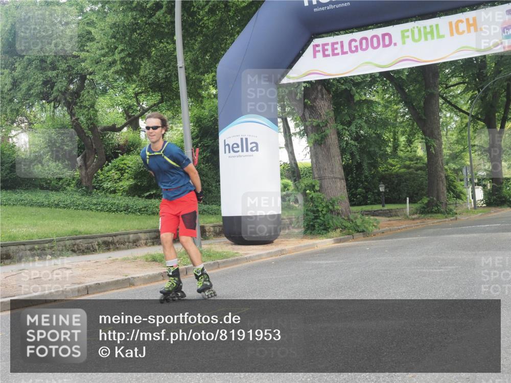 29.06.2025 - hella hamburg halbmarathon KatJ http://msf.ph/oto/8191953 29.06.2025 09:26:36 Zwischen KM18-KM19  meine-sportfotos.de