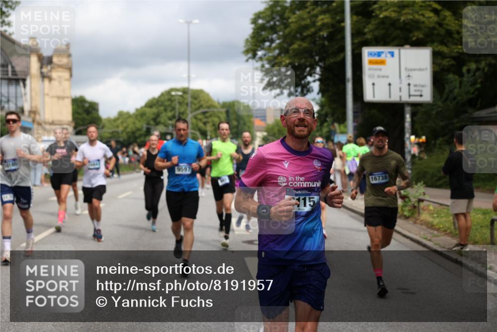 29.06.2025 - hella hamburg halbmarathon Yannick Fuchs http://msf.ph/oto/8191957 29.06.2025 10:44:01 20KM 1216, 2020, 2516, 2788, 2878, 3414, 3543, 3562, 3692, 3852, 4247, 4933, 5447, 5978, 6115, 6125, 6282, 7100, 7657, 8454, 8576, 8689, 8813, 8899, 8921, 9031, 9200, 9303, 9491, 9551, 9597, 9723, 9965, 10189, 10480, 11339, 11975, 12035, 12203, 12271, 12733, 13159, 13225, 13463, 13690, 13976, 14562, 14794, 14838, 15519, 15620, 15966, 16000, 16403, 16738, 16843, 16877, 16887, 17001, 17282, 17908, 18229, 18350, 18451, 18926, 18960 meine-sportfotos.de