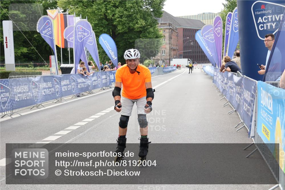 29.06.2025 - hella hamburg halbmarathon Strokosch-Dieckow http://msf.ph/oto/8192004 29.06.2025 09:33:45 Ziel 20119 meine-sportfotos.de