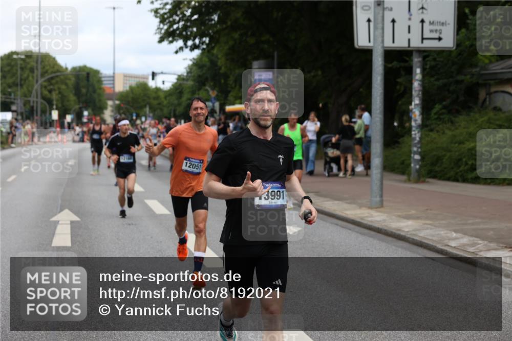 29.06.2025 - hella hamburg halbmarathon Yannick Fuchs http://msf.ph/oto/8192021 29.06.2025 10:31:15 20KM 1385, 1571, 2121, 2774, 3809, 3959, 5961, 6915, 7831, 8084, 8121, 9313, 10404, 10852, 11120, 11304, 11620, 12051, 12168, 12916, 13991, 14075, 14601, 14622, 15621, 16158, 17078, 17192, 17217, 18038, 18156, 18733 meine-sportfotos.de
