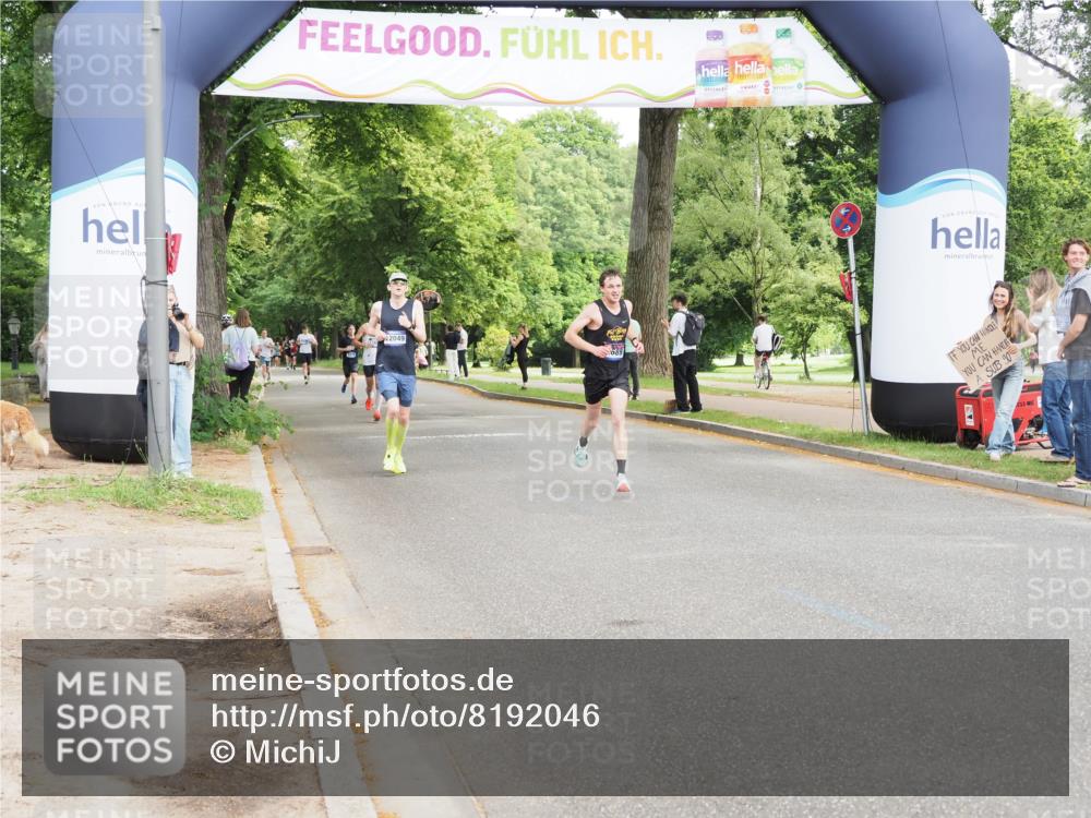 29.06.2025 - hella hamburg halbmarathon MichiJ http://msf.ph/oto/8192046 29.06.2025 10:19:54 Zwischen KM18-KM19 2689, 8190, 8318, 8784, 9634, 10270, 18422 meine-sportfotos.de