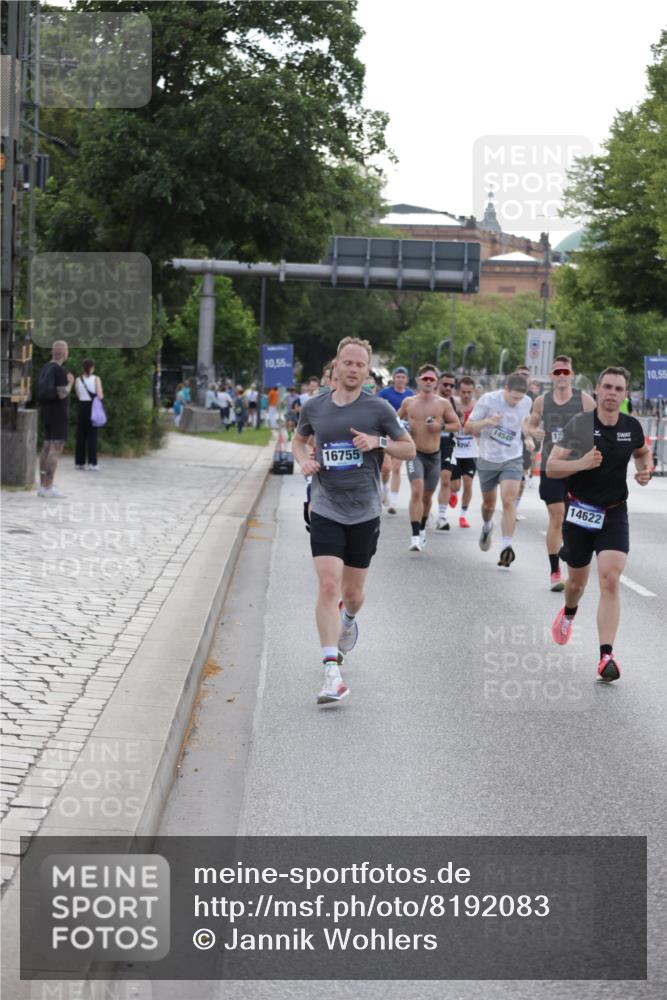 29.06.2025 - hella hamburg halbmarathon Jannik Wohlers http://msf.ph/oto/8192083 29.06.2025 09:45:18 Lombardsbrücke 1686, 1707, 2689, 4129, 4679, 4698, 4749, 5187, 5550, 6358, 6878, 7965, 8190, 10017, 10270, 10484, 10876, 11120, 12232, 12308, 12691, 12988, 13066, 13343, 13618, 13686, 14395, 14466, 14549, 14622, 14784, 15826, 15887, 16712, 16724, 16755, 17117, 17151, 17191, 17197, 18135, 18177 meine-sportfotos.de