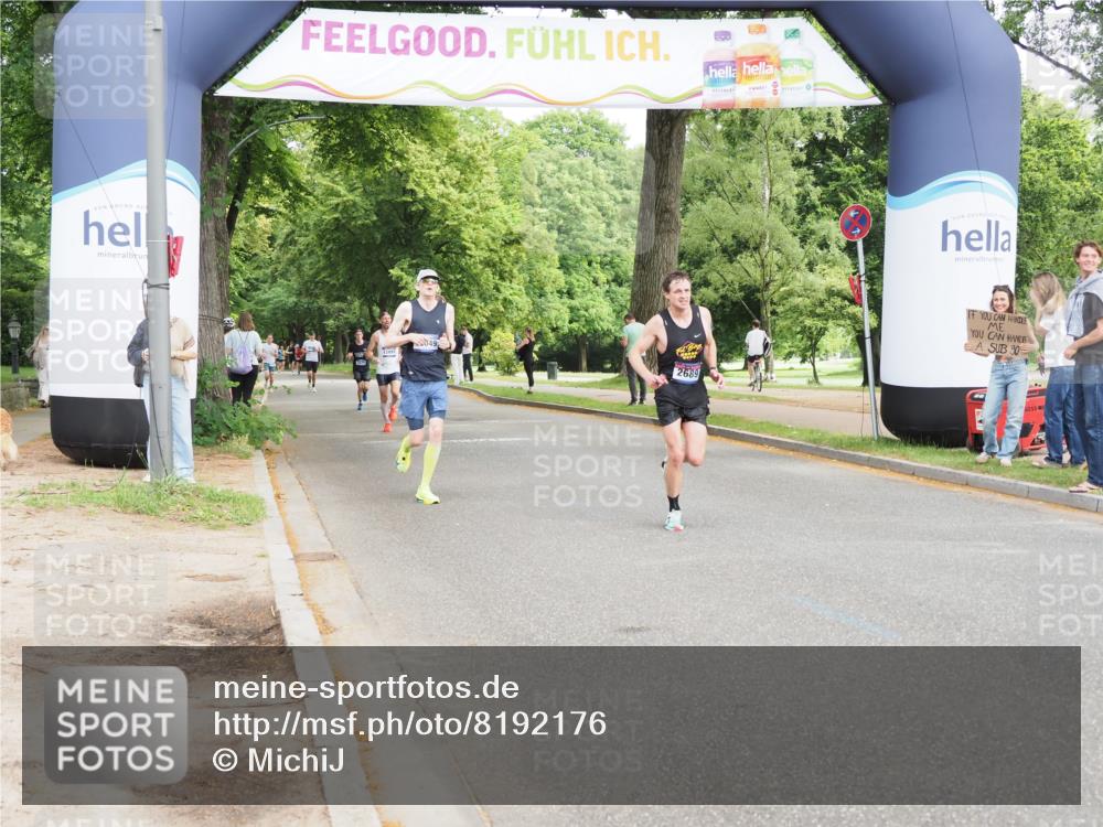 29.06.2025 - hella hamburg halbmarathon MichiJ http://msf.ph/oto/8192176 29.06.2025 10:19:54 Zwischen KM18-KM19 2689, 8190, 8318, 8784, 9634, 10270, 18422 meine-sportfotos.de