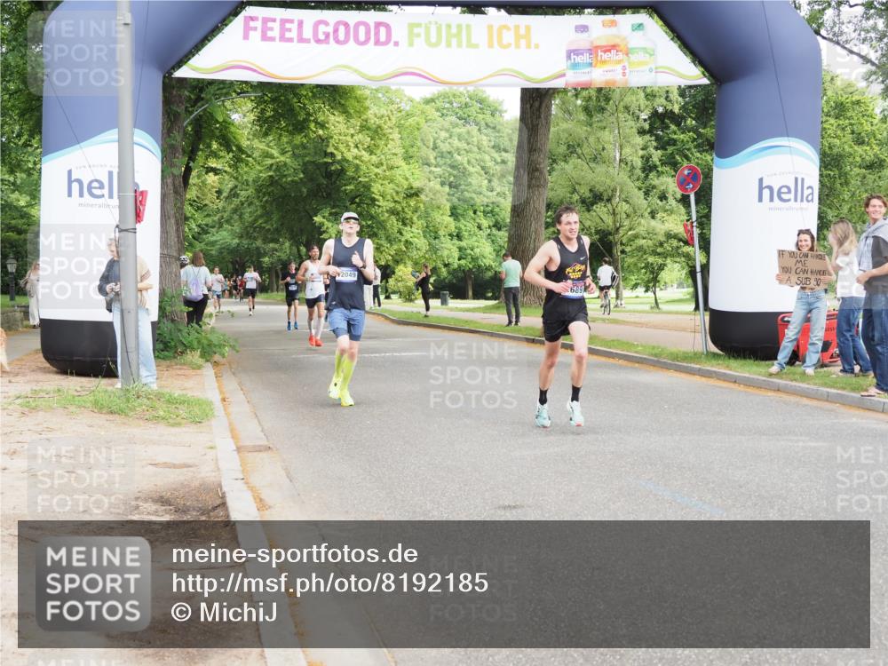 29.06.2025 - hella hamburg halbmarathon MichiJ http://msf.ph/oto/8192185 29.06.2025 10:19:54 Zwischen KM18-KM19 2689, 8190, 8318, 8784, 9634, 10270, 18422 meine-sportfotos.de