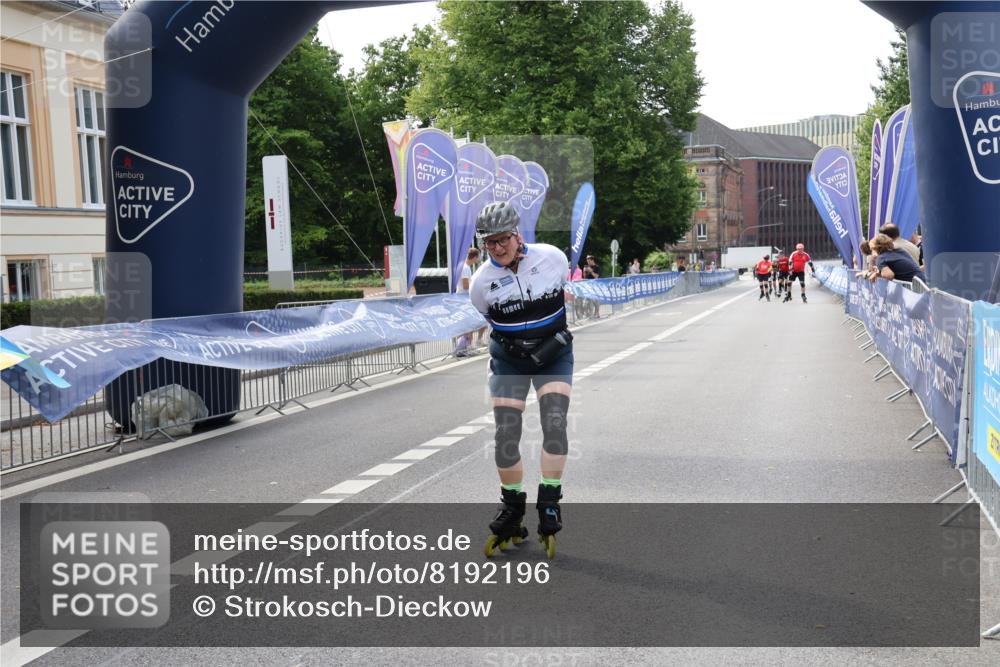 29.06.2025 - hella hamburg halbmarathon Strokosch-Dieckow http://msf.ph/oto/8192196 29.06.2025 09:34:10 Ziel 20001, 20124, 20303, 20406, 20547 meine-sportfotos.de
