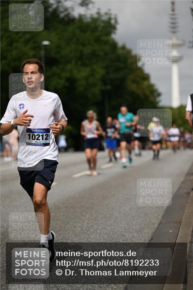 29.06.2025 - hella hamburg halbmarathon Dr. Thomas Lammeyer http://msf.ph/oto/8192233 29.06.2025 10:11:07 Kennedybrücke 1245, 4502, 5287, 5807, 6314, 6572, 6664, 9560, 10212, 10297, 11394 meine-sportfotos.de