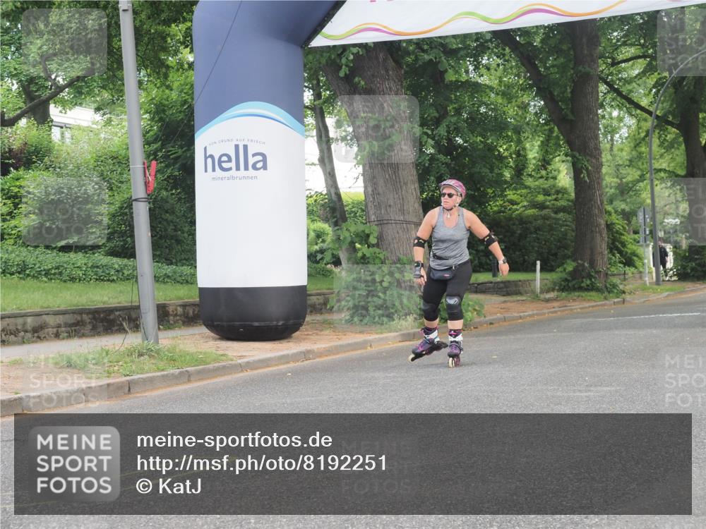 29.06.2025 - hella hamburg halbmarathon KatJ http://msf.ph/oto/8192251 29.06.2025 09:26:56 Zwischen KM18-KM19  meine-sportfotos.de