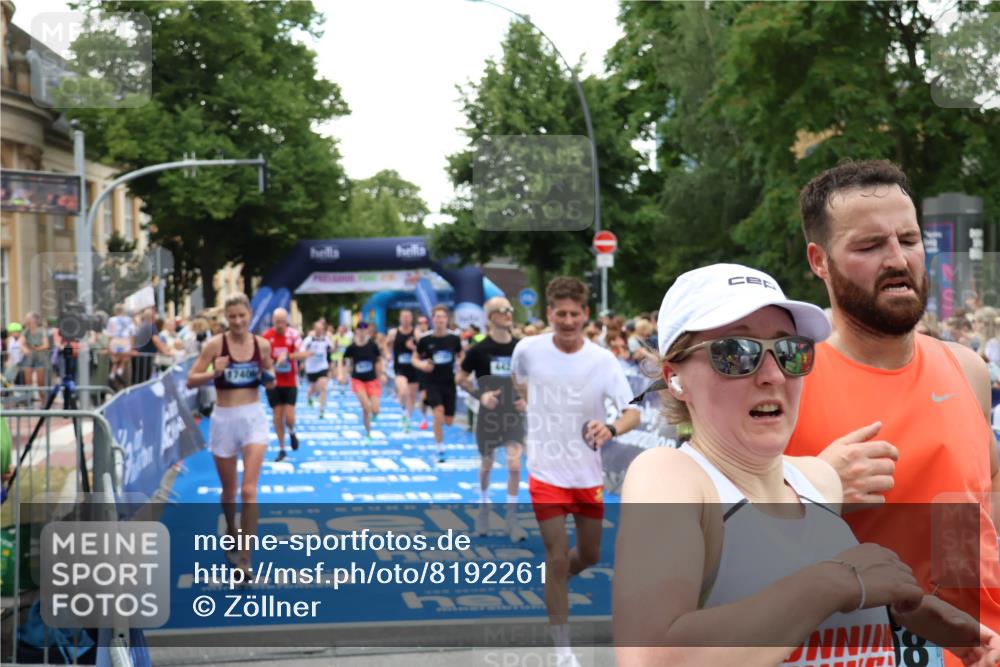 29.06.2025 - hella hamburg halbmarathon Zöllner http://msf.ph/oto/8192261 29.06.2025 10:45:01 Ziel 1171, 1424, 1520, 2890, 4425, 7843, 9030, 15334, 16058, 17381, 17382, 17406, 17544, 18055, 18631 meine-sportfotos.de