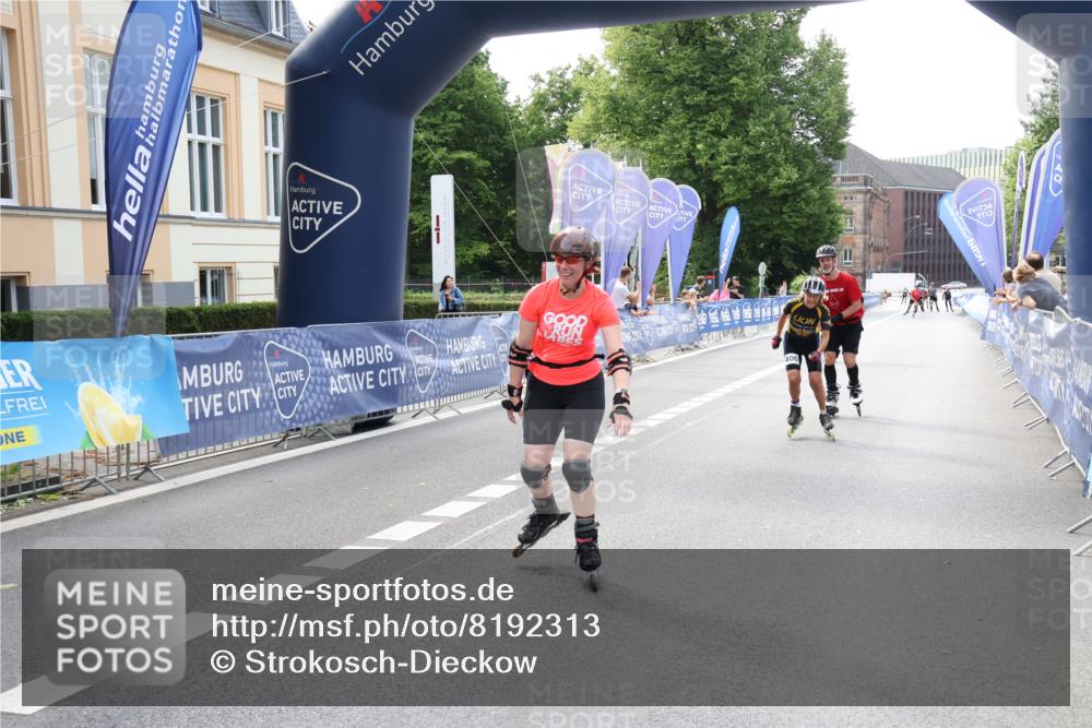 29.06.2025 - hella hamburg halbmarathon Strokosch-Dieckow http://msf.ph/oto/8192313 29.06.2025 09:34:20 Ziel 20248, 20271, 20303, 20406, 20547 meine-sportfotos.de
