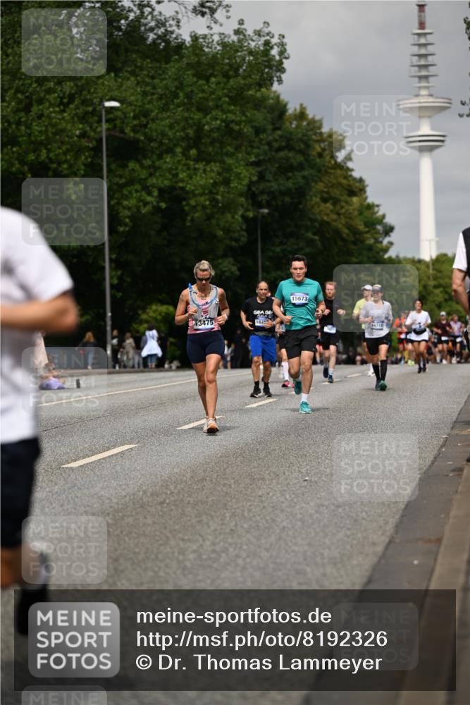 29.06.2025 - hella hamburg halbmarathon Dr. Thomas Lammeyer http://msf.ph/oto/8192326 29.06.2025 10:11:08 Kennedybrücke 1245, 4502, 5287, 5807, 6314, 6572, 6664, 9560, 10212, 10297, 10703, 11114, 11394 meine-sportfotos.de