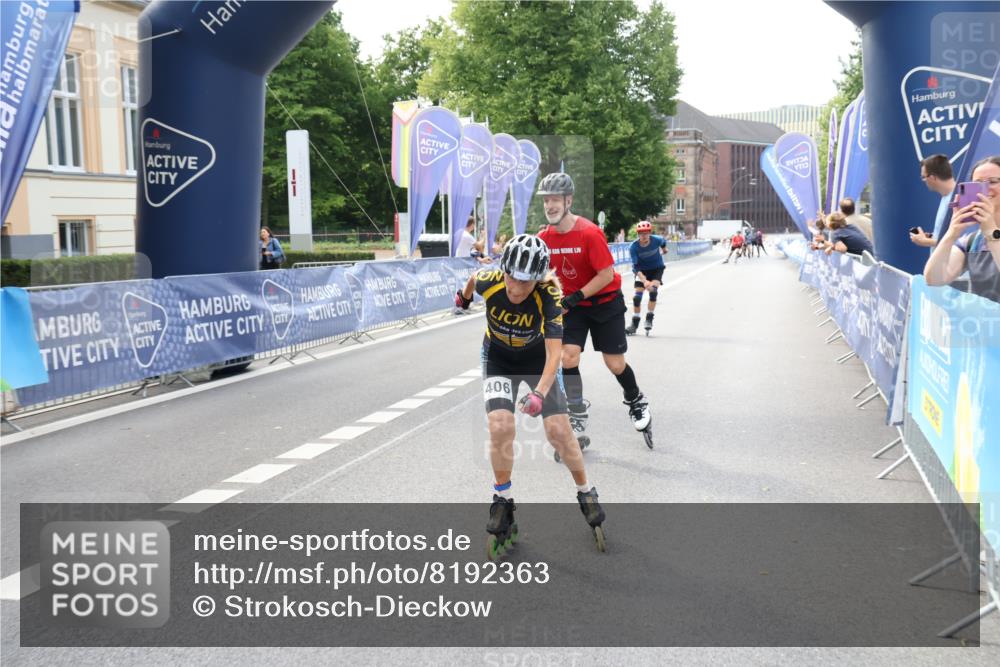 29.06.2025 - hella hamburg halbmarathon Strokosch-Dieckow http://msf.ph/oto/8192363 29.06.2025 09:34:22 Ziel 20248, 20271, 20303, 20406, 20547 meine-sportfotos.de