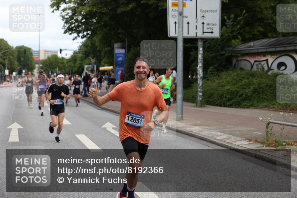 29.06.2025 - hella hamburg halbmarathon Yannick Fuchs http://msf.ph/oto/8192366 29.06.2025 10:31:16 20KM 1385, 1571, 2121, 2774, 3959, 5961, 6915, 7831, 8084, 8121, 9313, 10404, 10852, 11120, 11304, 11620, 12051, 12168, 12916, 13991, 14075, 14622, 15621, 16158, 17078, 17192, 18038, 18156, 18733 meine-sportfotos.de