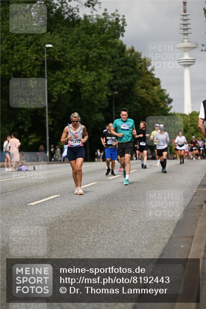 29.06.2025 - hella hamburg halbmarathon Dr. Thomas Lammeyer http://msf.ph/oto/8192443 29.06.2025 10:11:09 Kennedybrücke 1245, 4502, 5287, 5807, 6314, 6572, 6664, 9560, 10212, 10297, 10703, 11114, 11394 meine-sportfotos.de