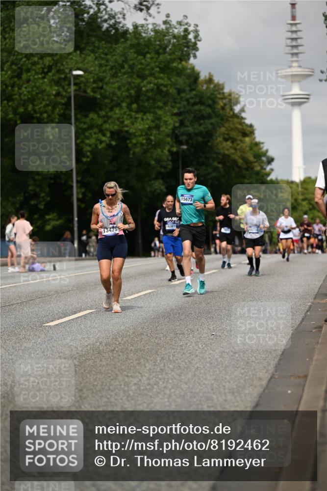 29.06.2025 - hella hamburg halbmarathon Dr. Thomas Lammeyer http://msf.ph/oto/8192462 29.06.2025 10:11:09 Kennedybrücke 1245, 4502, 5287, 5807, 6314, 6572, 6664, 9560, 10212, 10297, 10703, 11114, 11394 meine-sportfotos.de