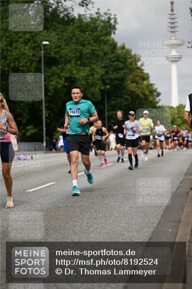 29.06.2025 - hella hamburg halbmarathon Dr. Thomas Lammeyer http://msf.ph/oto/8192524 29.06.2025 10:11:11 Kennedybrücke 1245, 4502, 5287, 5807, 5845, 6314, 6572, 6664, 9560, 10212, 10297, 10703, 11114, 11394 meine-sportfotos.de