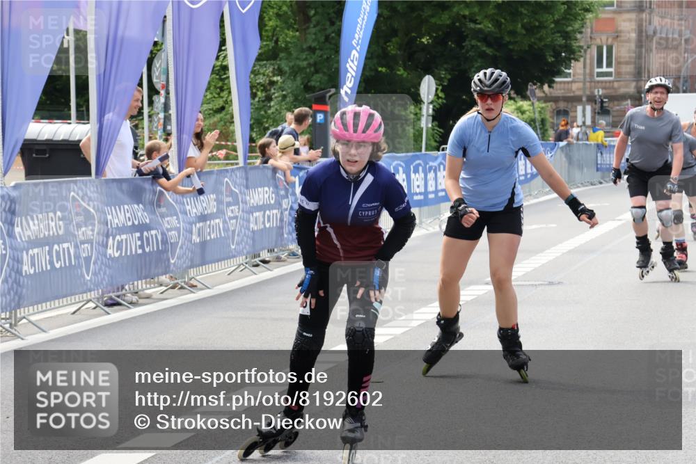 29.06.2025 - hella hamburg halbmarathon Strokosch-Dieckow http://msf.ph/oto/8192602 29.06.2025 09:34:34 Ziel 20050, 20271, 20306, 20351, 20431, 20435, 20475, 20546 meine-sportfotos.de