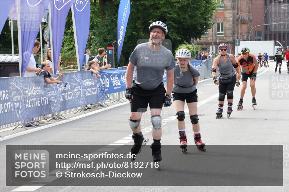 29.06.2025 - hella hamburg halbmarathon Strokosch-Dieckow http://msf.ph/oto/8192716 29.06.2025 09:34:37 Ziel 20050, 20306, 20351, 20431, 20435, 20475, 20546 meine-sportfotos.de