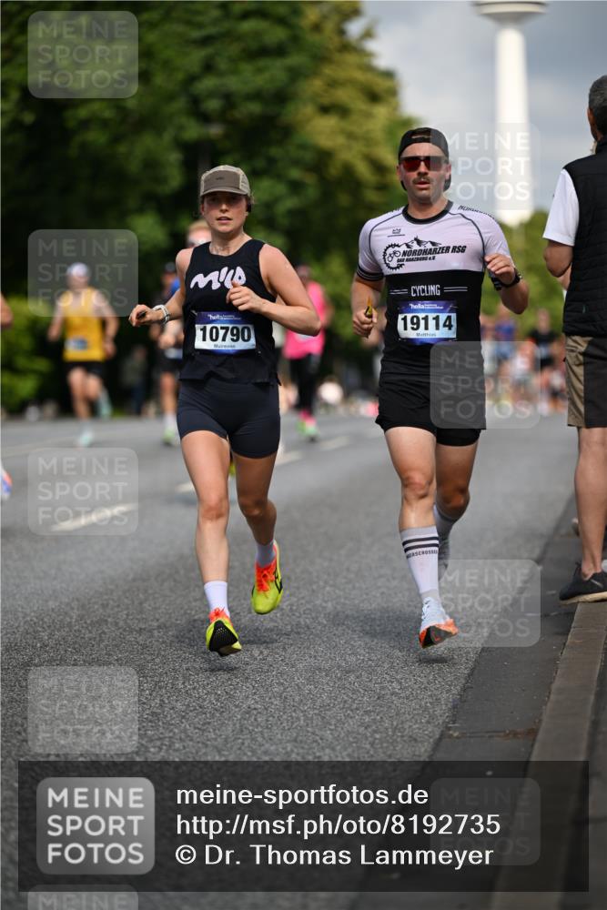29.06.2025 - hella hamburg halbmarathon Dr. Thomas Lammeyer http://msf.ph/oto/8192735 29.06.2025 09:47:42 Kennedybrücke 1065, 2879, 3075, 3845, 3968, 4678, 5344, 7231, 7349, 7793, 8975, 9047, 10106, 10173, 10790 meine-sportfotos.de